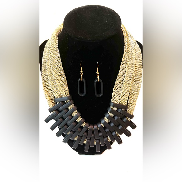 African Geometric Necklace And Earrings Set Layered Bib Collar Tribal Choker - Picture 3 of 3